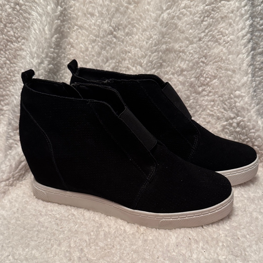 Steve Madden Wavery Wedge Comfort Sneaker, Women's Size 10
